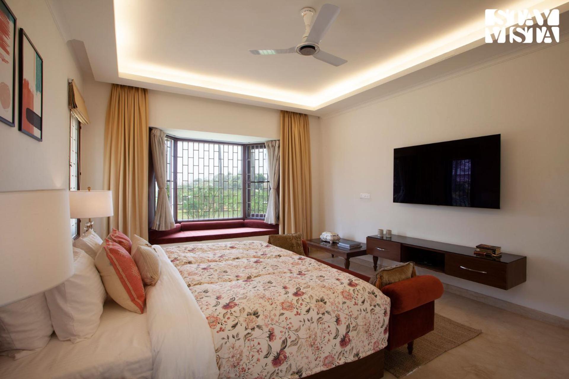 Stayvista At Silver Oak Farm - Breakfast Included Bangalore Ngoại thất bức ảnh